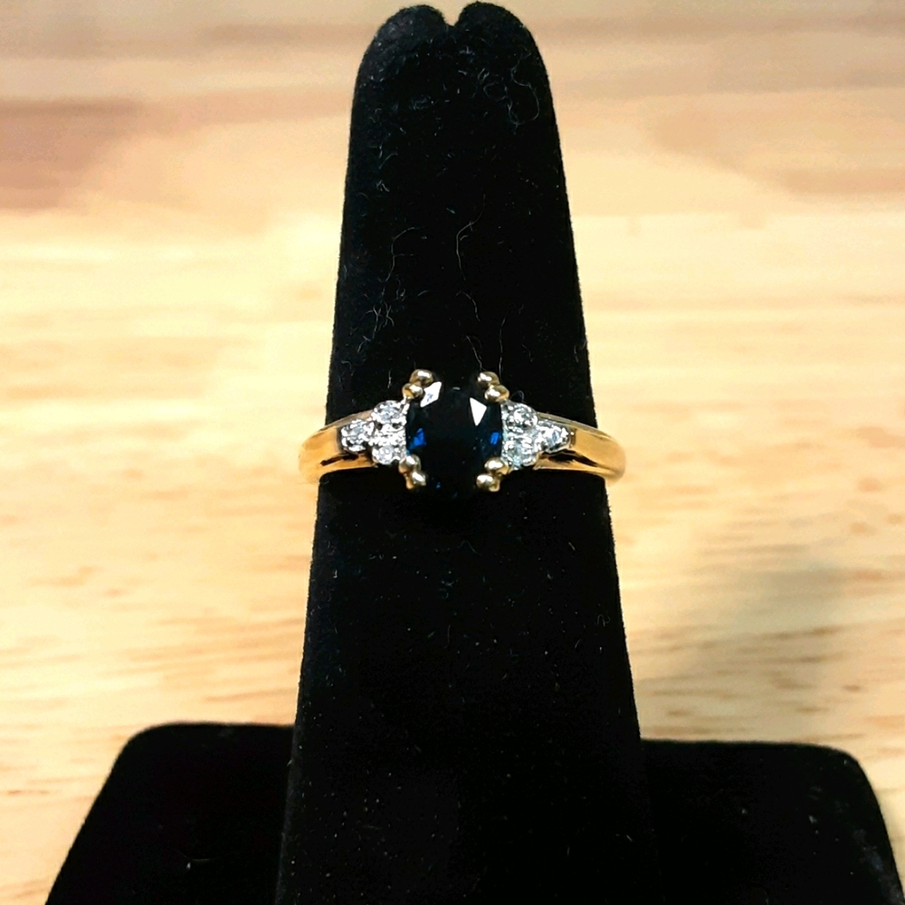 Sapphire Ring  (673)